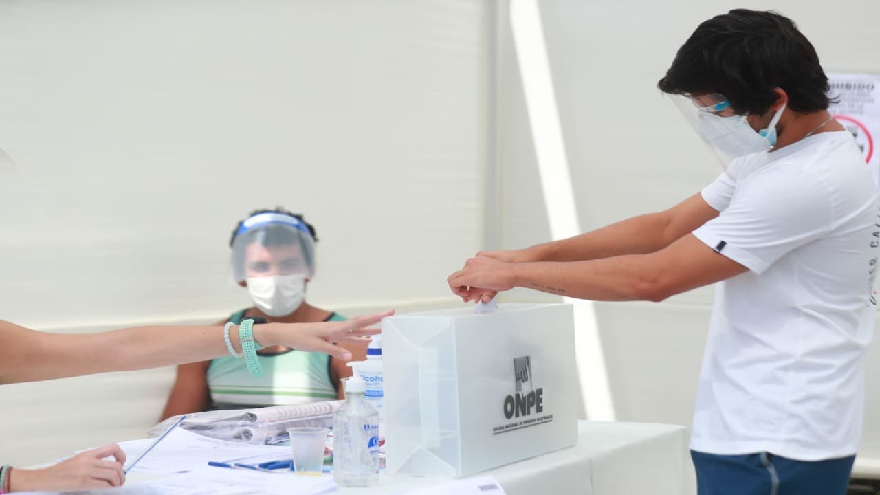 Segunda vuelta de elecciones regionales será el próximo 9 de diciembre