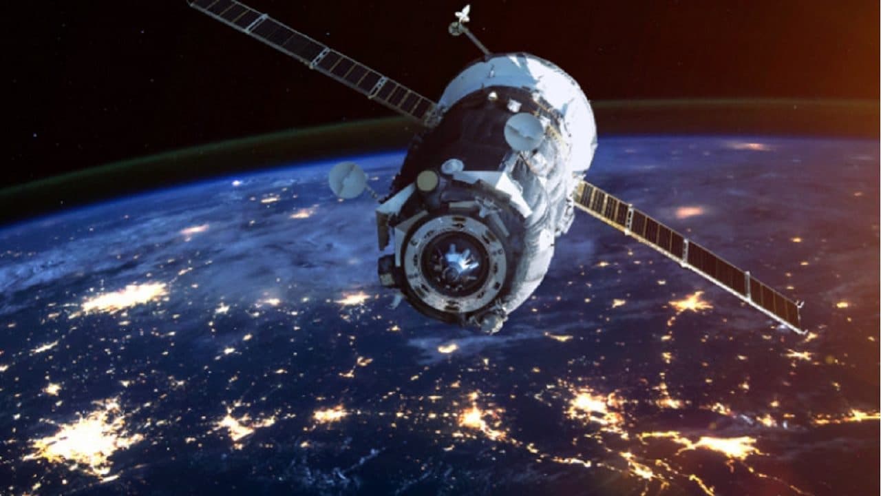 Satélites