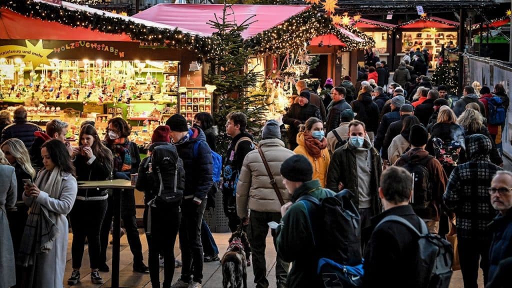 En Alemania piden máxima restricción social ante marea de infecciones por Ómicron