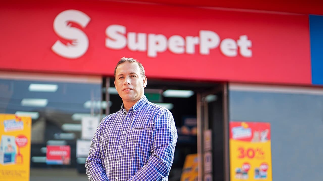 Carlos Ayasta, Country Manager de Superpet