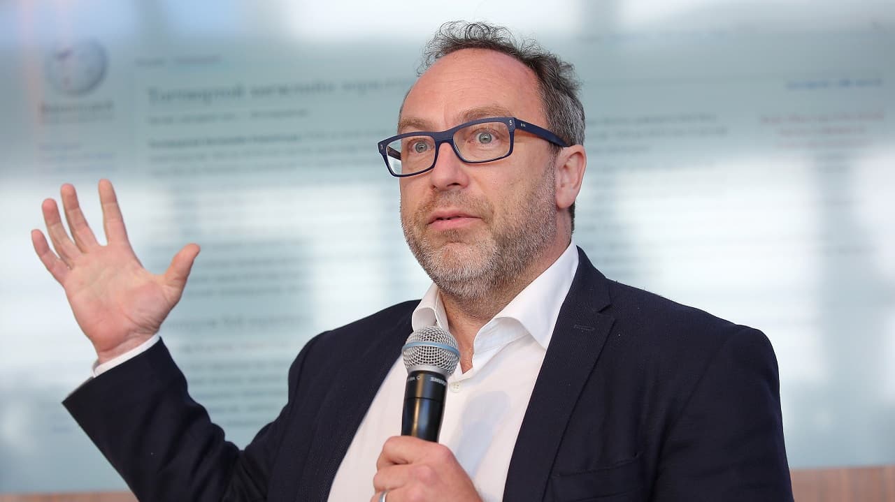 Jimmy Wales, cofundador de Wikipedia, no quiere ser magnate