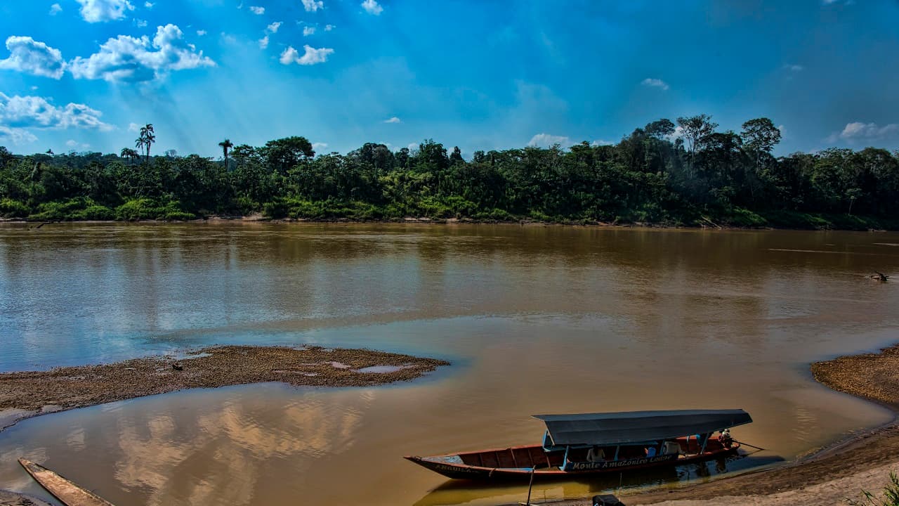 Brasil suspende permisos para explorar oro en áreas preservadas de Amazonía