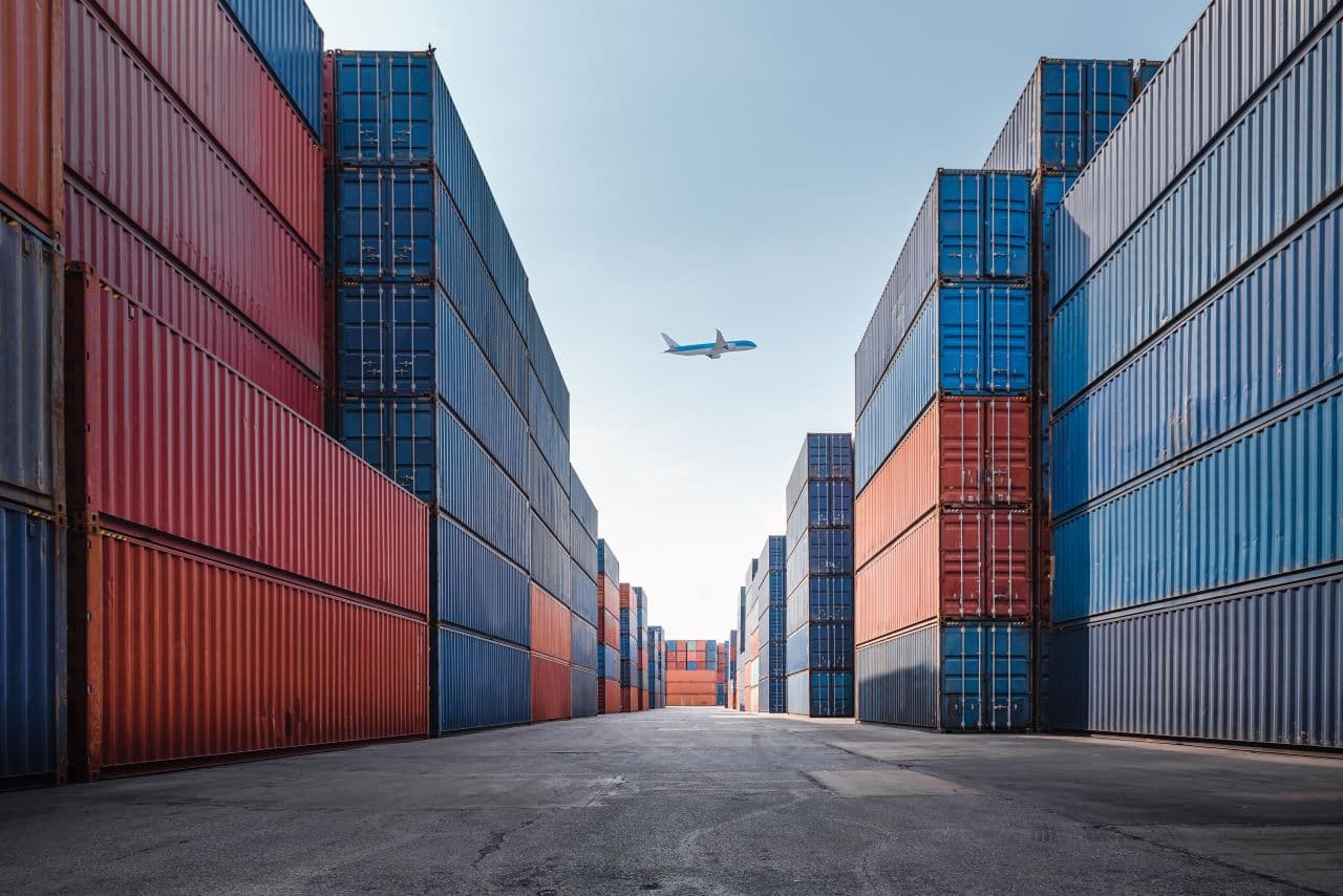 La Organización Mundial de Comercio alerta de una inminente “recesión mundial”