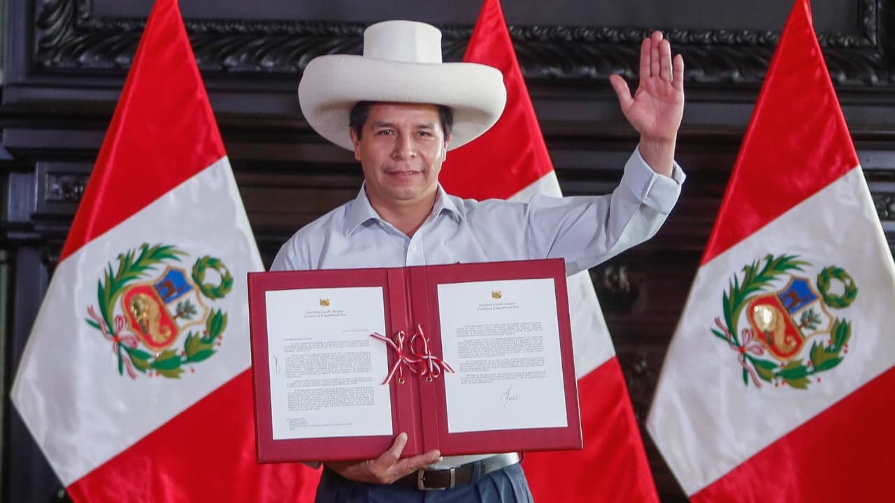 Perú firma el inicio del proceso de adhesión a la OCDE