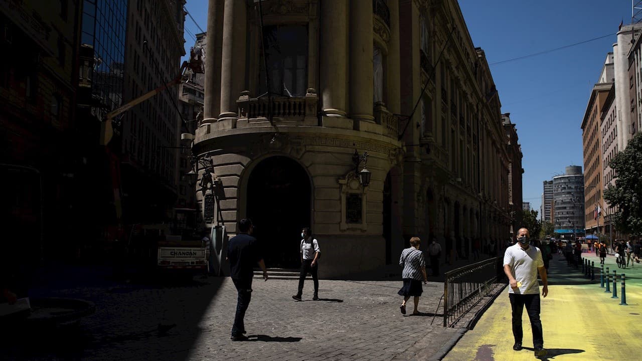 Chile emite bonos sostenibles por US$4.000 millones a cinco, 12 y 30 años