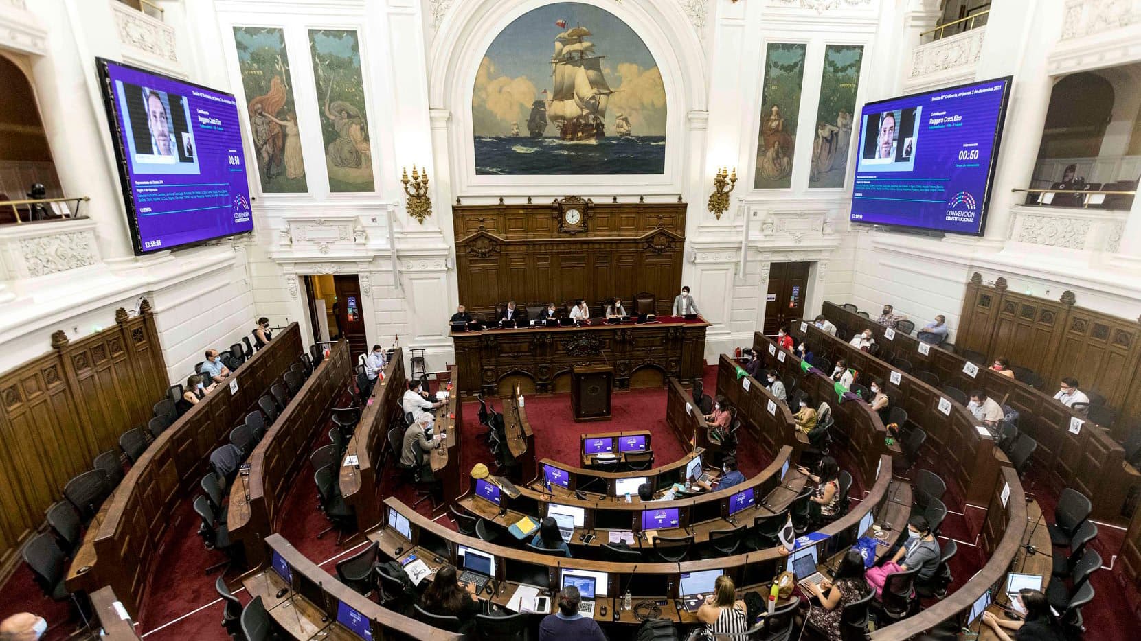 Protección de la atmósfera es primera norma aprobada en Constituyente chilena