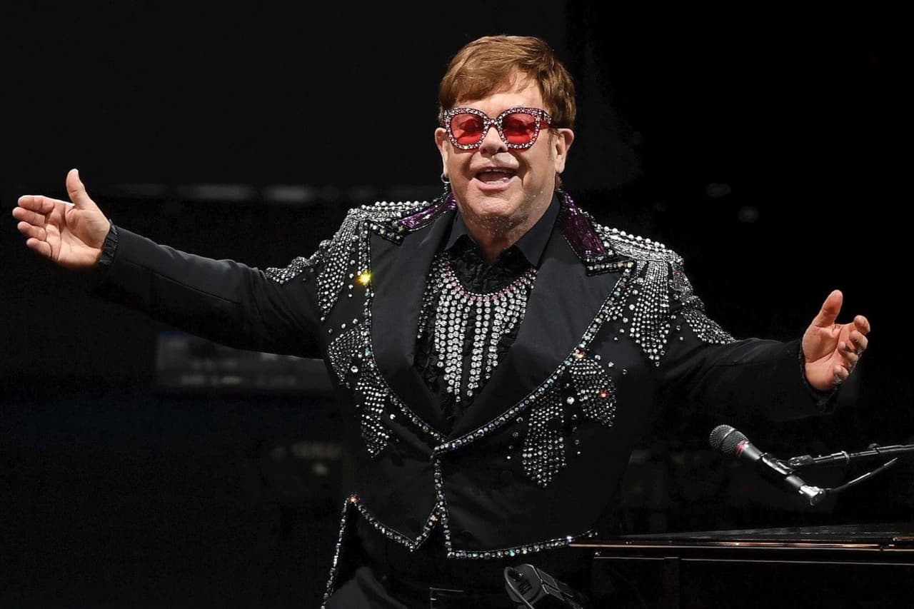 Elton John cancela dos conciertos en EE. UU. tras dar positivo de coronavirus