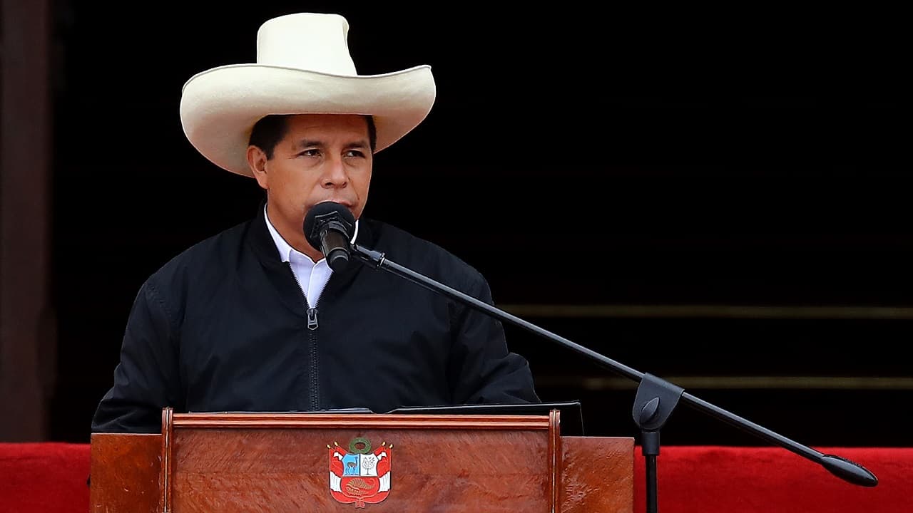 Fiscal de la Nación denuncia constitucionalmente a Castillo por corrupción