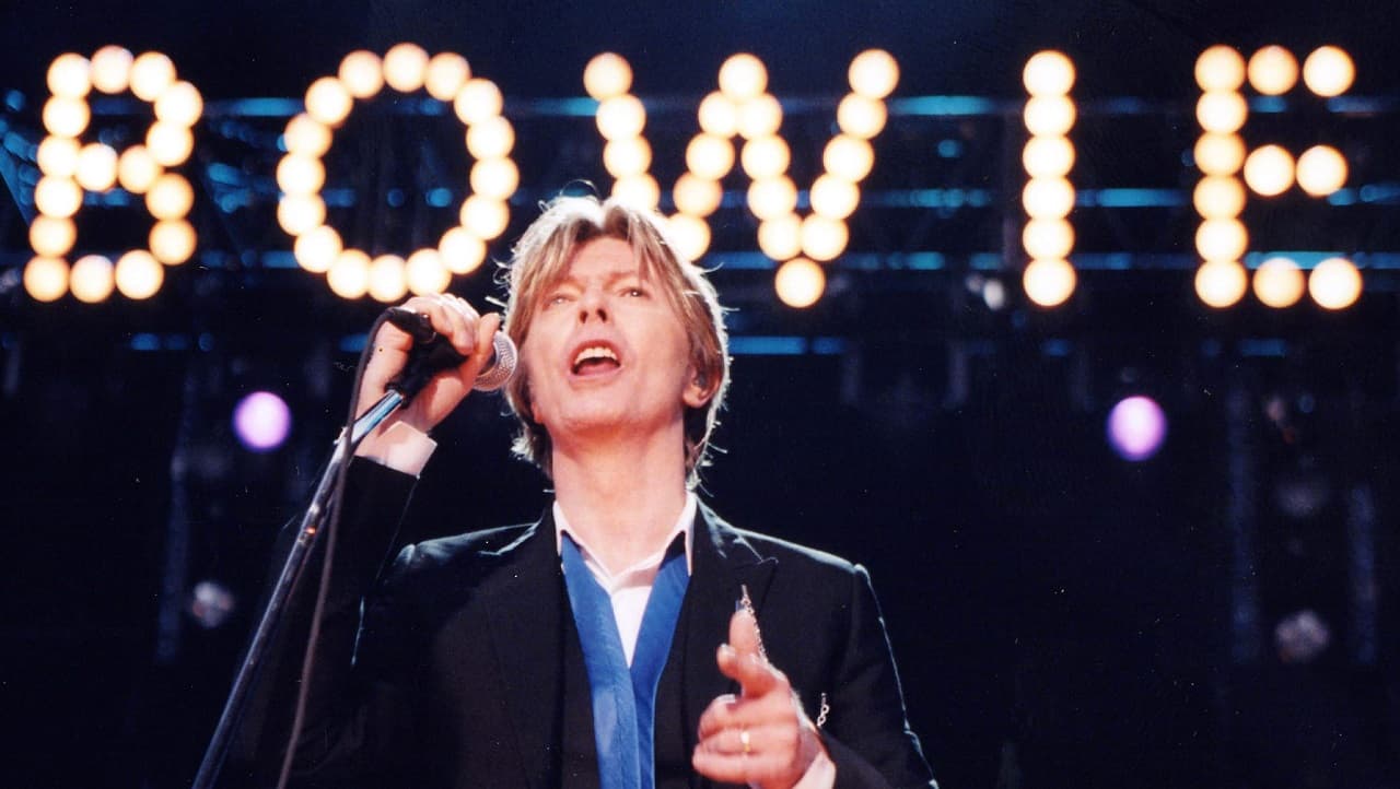 Warner Music compra el catálogo del fallecido David Bowie
