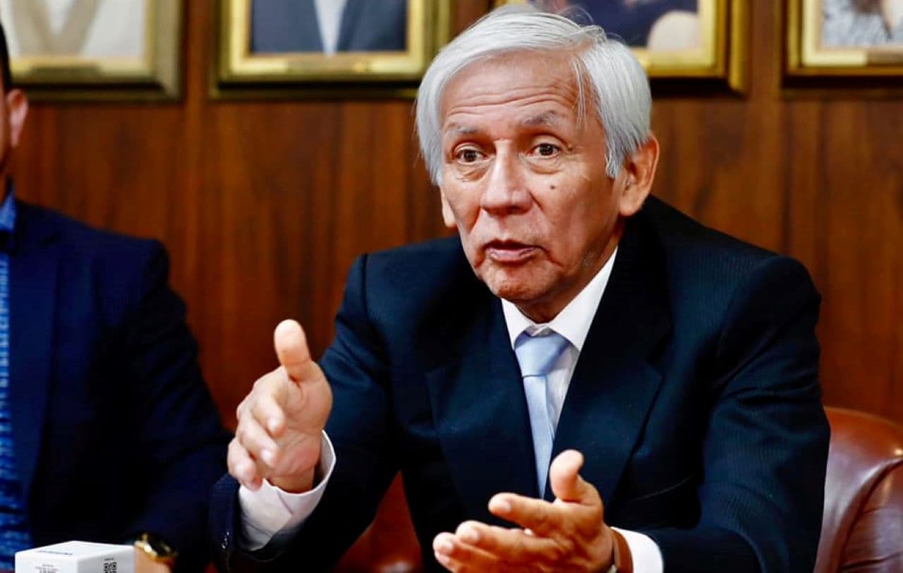 Presentan moción para interpelar al ministro de Energía y Minería por nombramiento de Daniel Salaverry