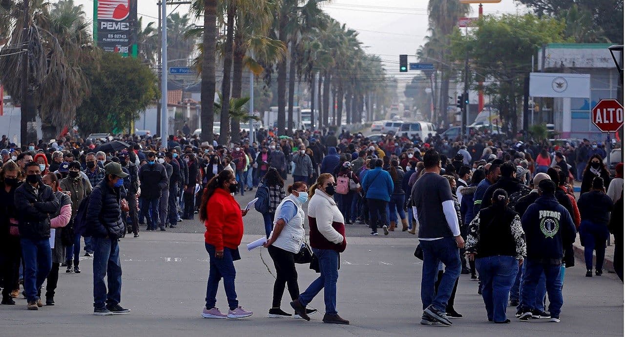México supera los 300.000 muertos confirmados por covid-19