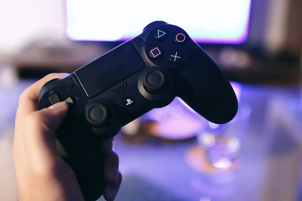 Sony se desploma 9% en bolsa tras la compra de Activision Blizzard por parte de Microsoft