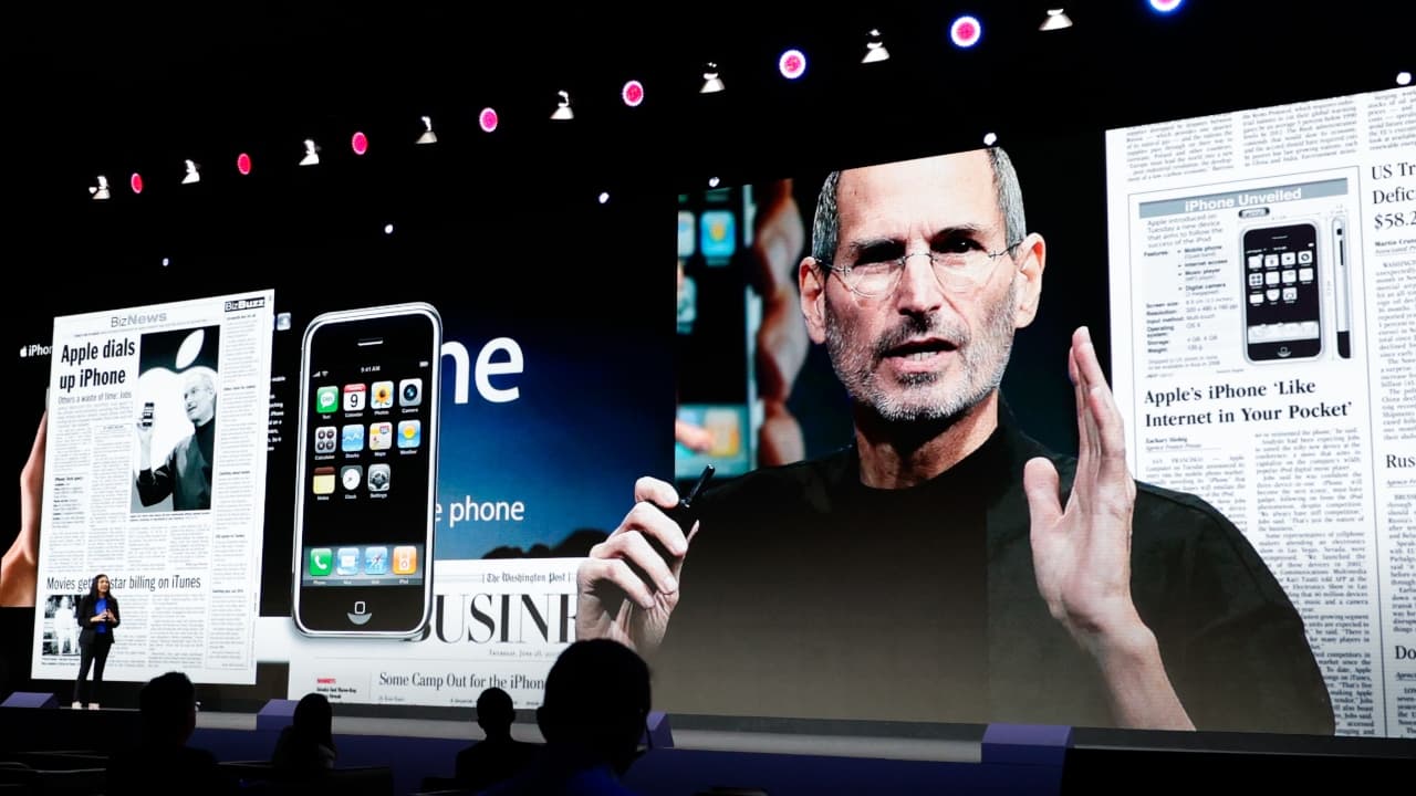 Apple se convierte en la primera empresa en alcanzar los US$3 billones en valor de mercado