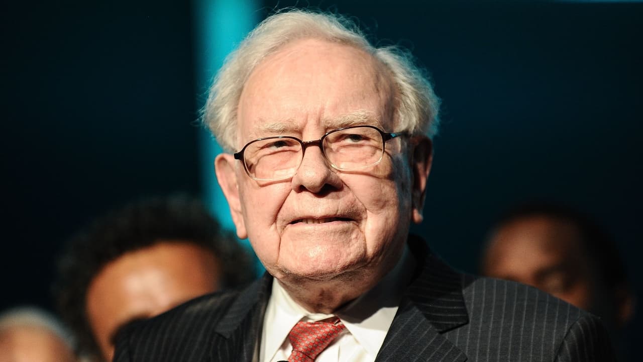Warren Buffet sigue de compras: ya tiene el 20% de las acciones de Occidental Petroleum