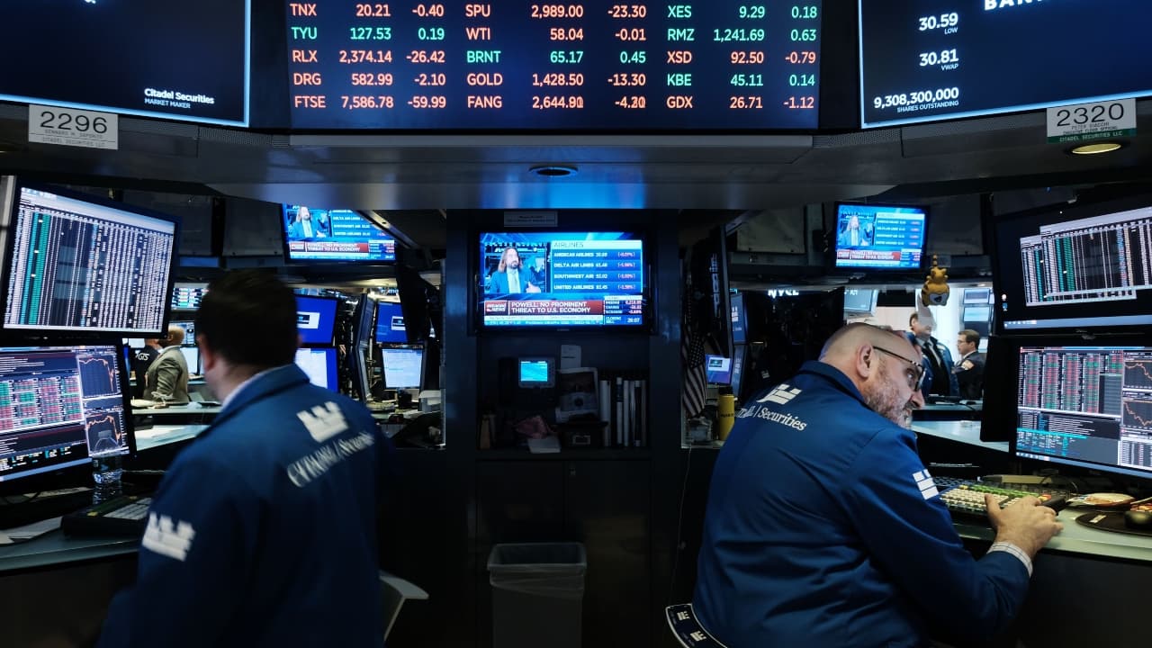 Wall Street cierra verde y Dow Jones gana un 0,45 % pese a desaceleración en China