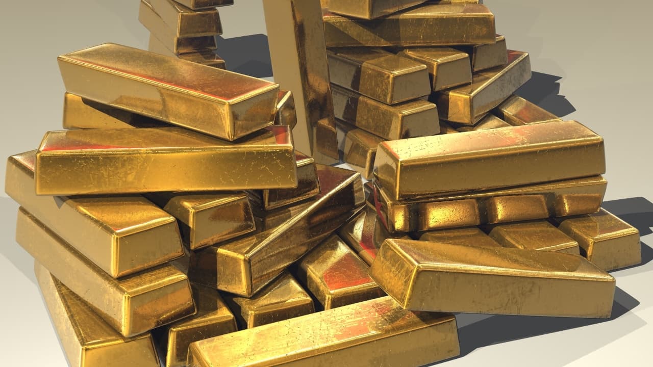 Oro cotiza cerca de US$2.000