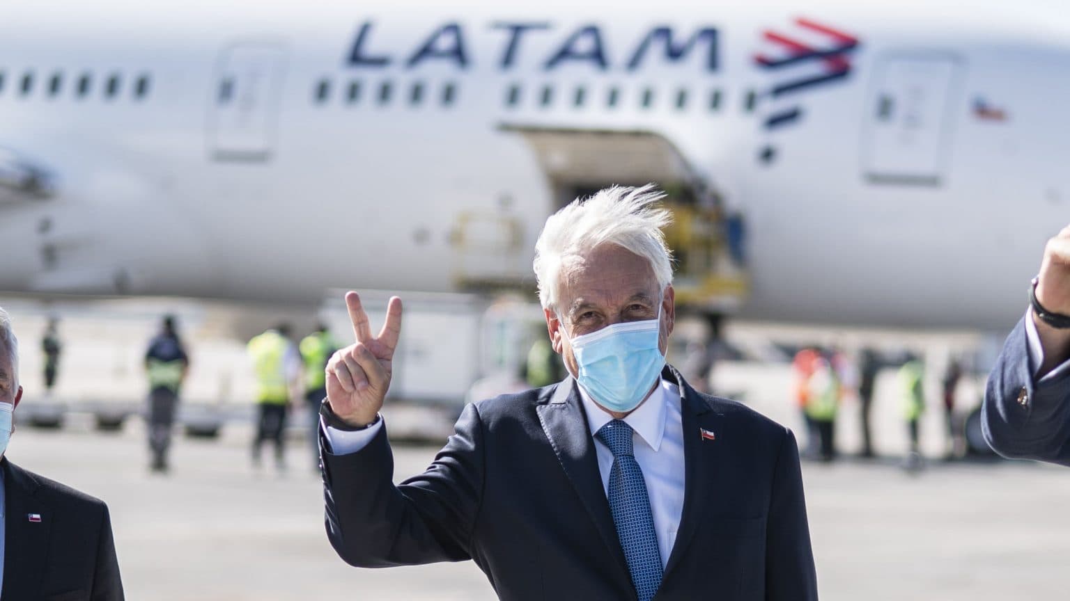 Las turbulencias de Latam Airlines que agitan a Piñera y sus hijos