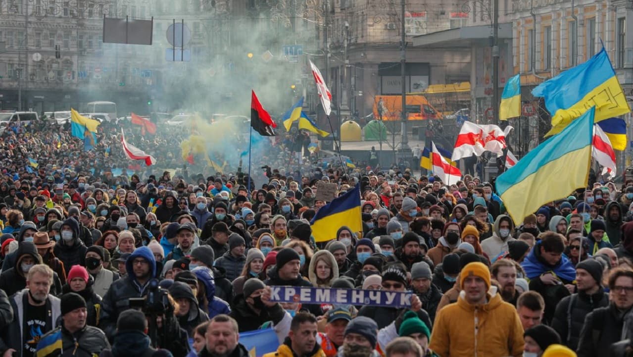 EE.UU. dice que Rusia puede crear un pretexto para un ataque