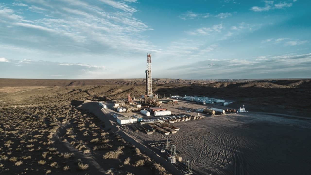 Argentina: Fernández firma decreto para impulsar construcción gasoducto Vaca Muerta