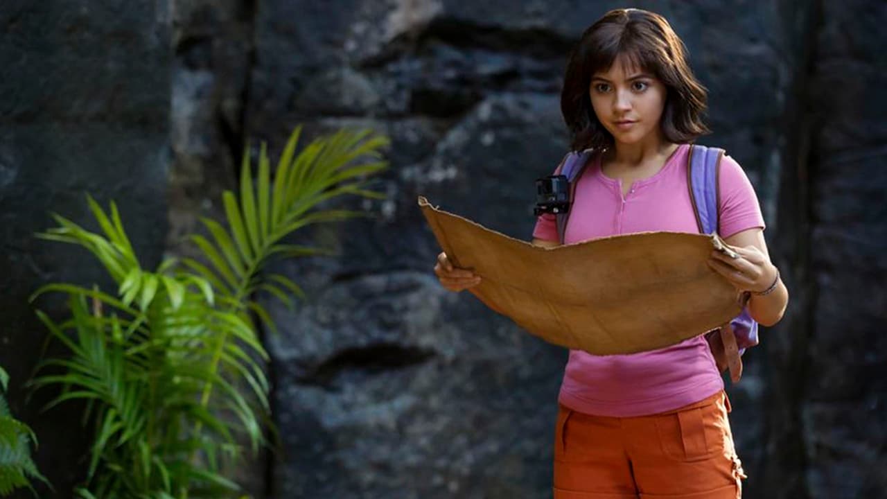 Isabela Merced, conocida por “Dora la exploradora”, visita Ayacucho para grabar un videoclip