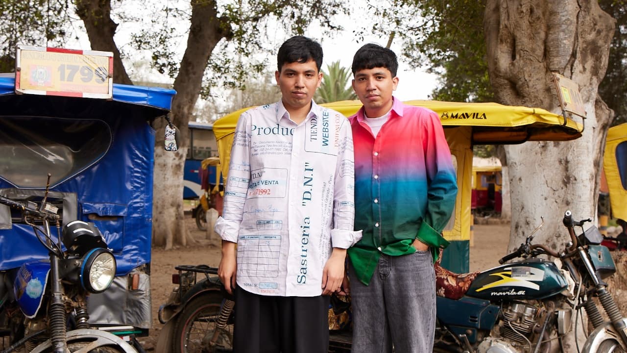 D.N.I., la marca de ropa que estos gemelos peruanos venden en tiendas de lujo