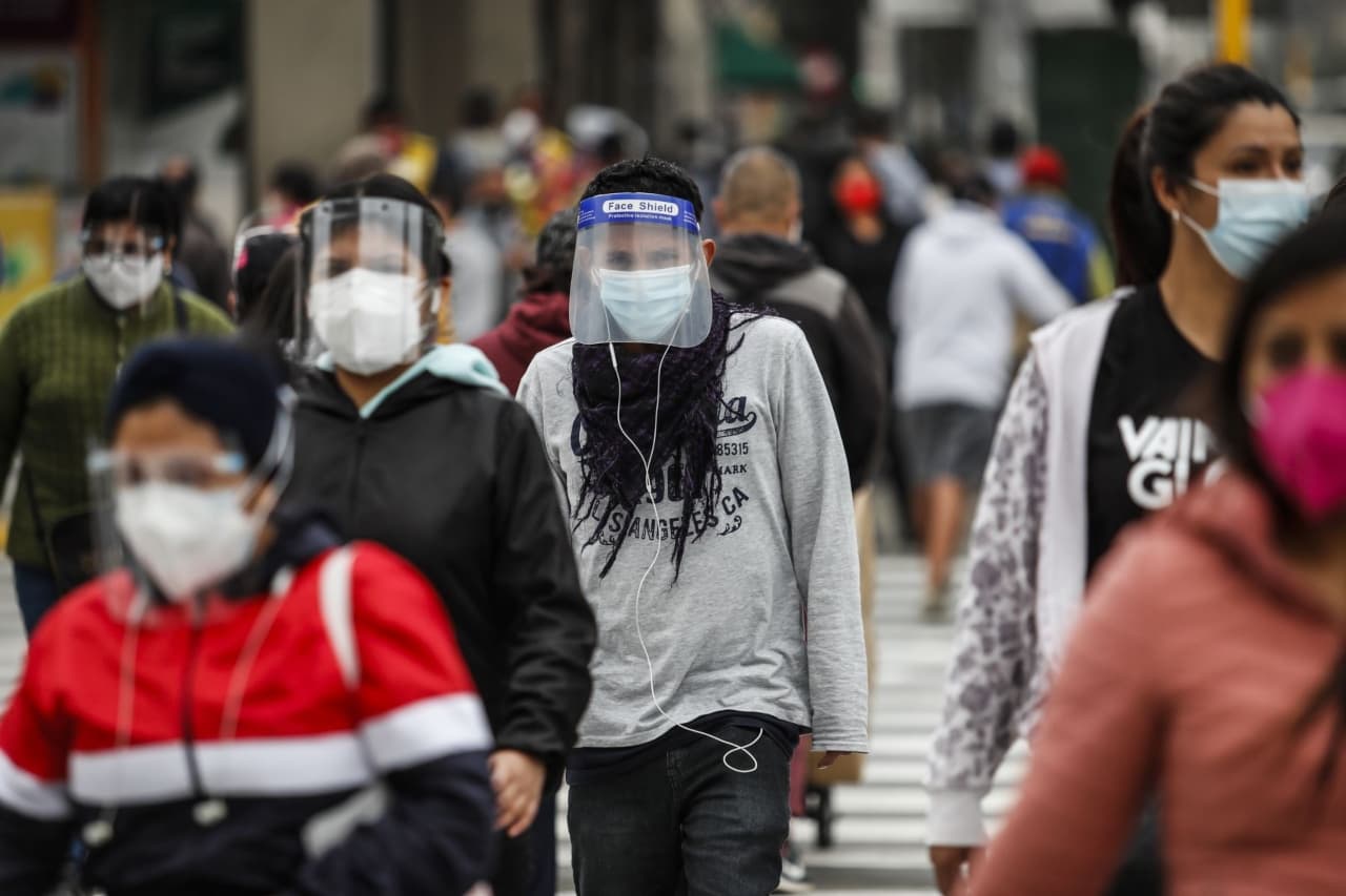 Las brechas sociales abiertas en pandemia no cerrarán en Perú, según Oxfam