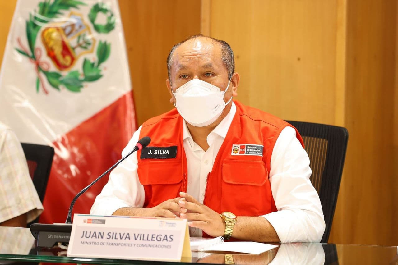 Dictan orden de detención preliminar a exministro de transportes Silva por presunta corrupción