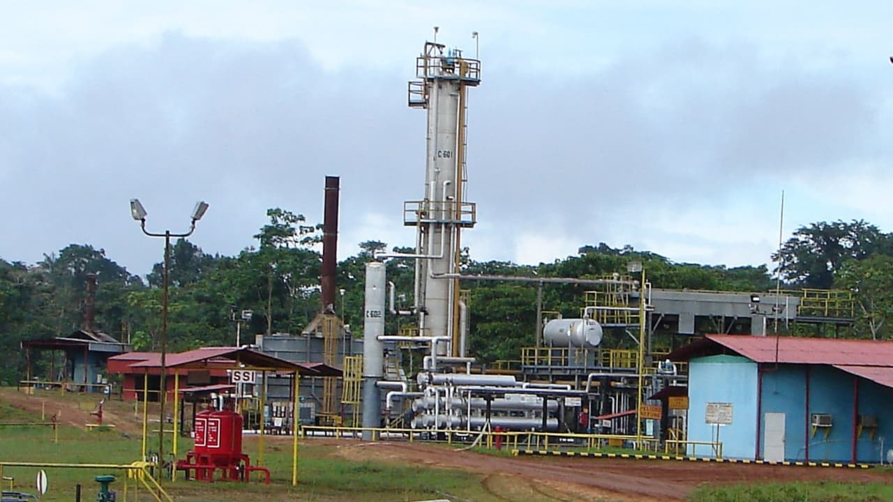 Crisis energética aviva en Perú anhelo de reactivar un campo petrolero en la Amazonía