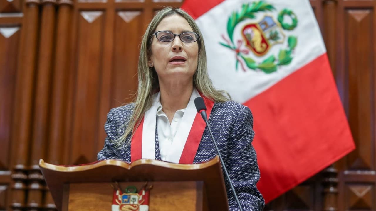 María de Carmen Alva, presidenta del Congreso: "La única salida es la renuncia de Pedro Castillo"