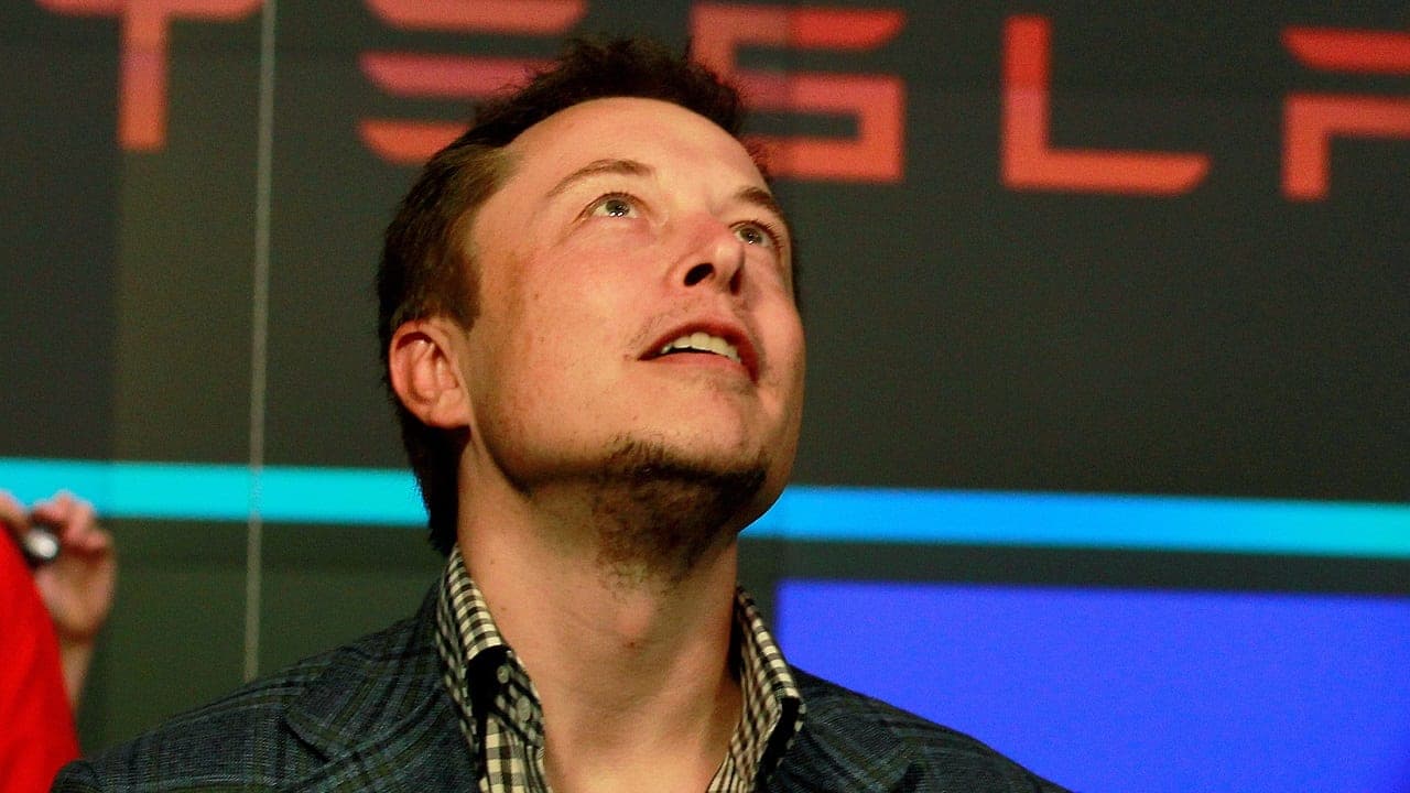 ¿A cuánto ascendería el bono de Elon Musk después del trimestre récord de Tesla?