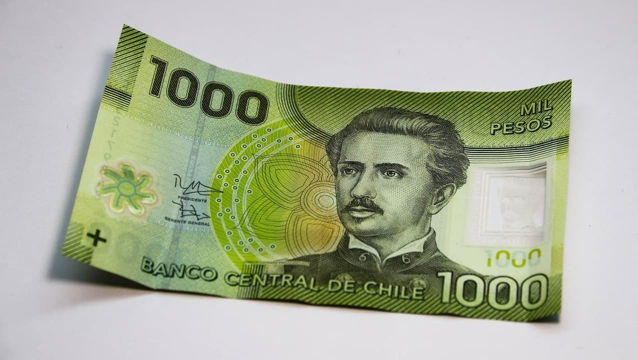 Gobierno de Chile acuerda elevar el salario mínimo a US$448 tras acuerdo con la CUT
