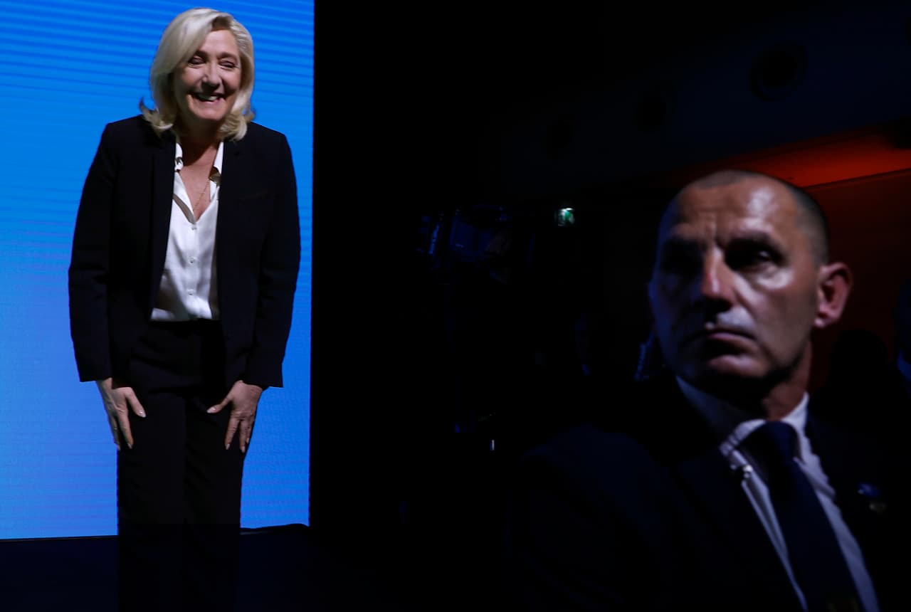Le Pen pide el voto a todos los que no han apoyado a Macron