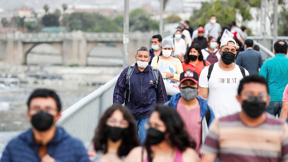 Adiós, mascarillas: ¿Por qué hay confusión tras el anuncio del fin de obligatoriedad de uso?