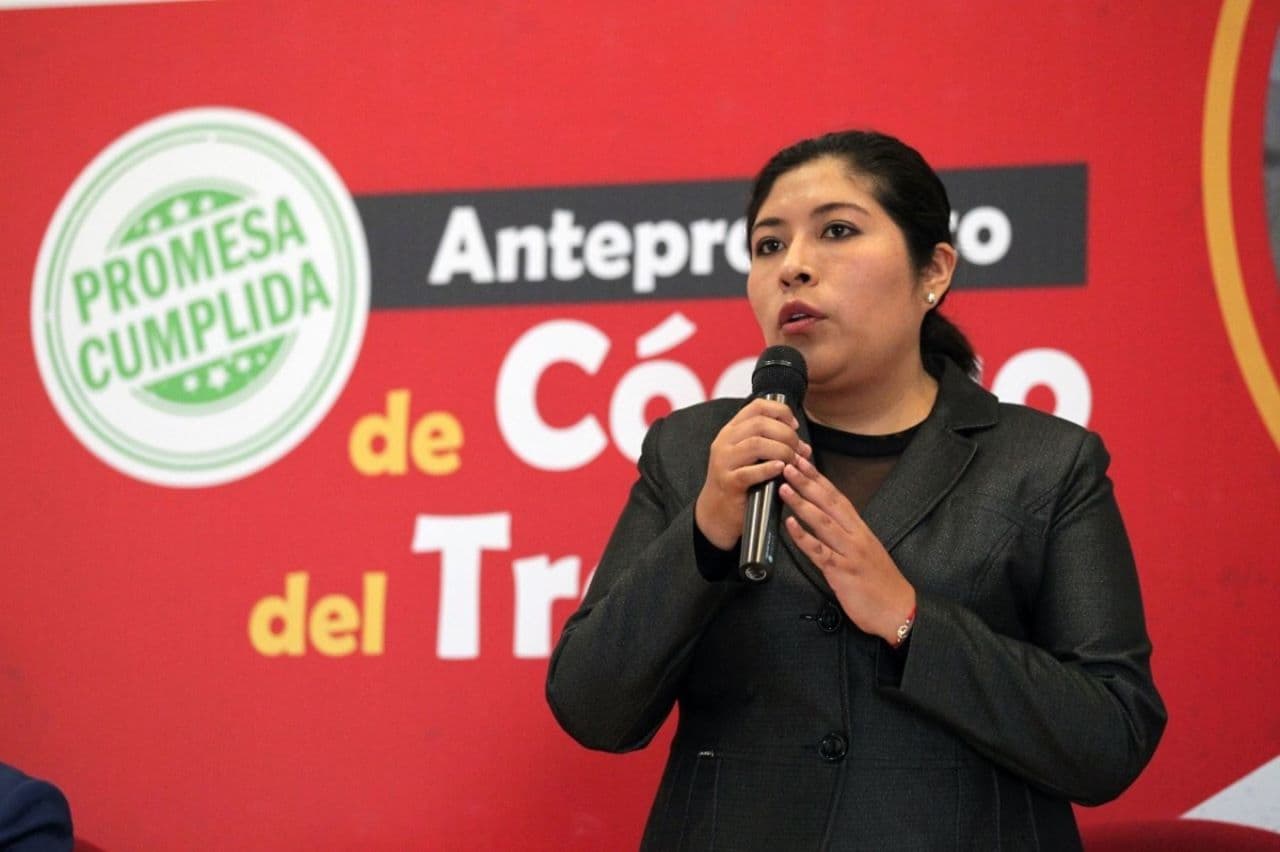 Congreso censura a la ministra de Trabajo