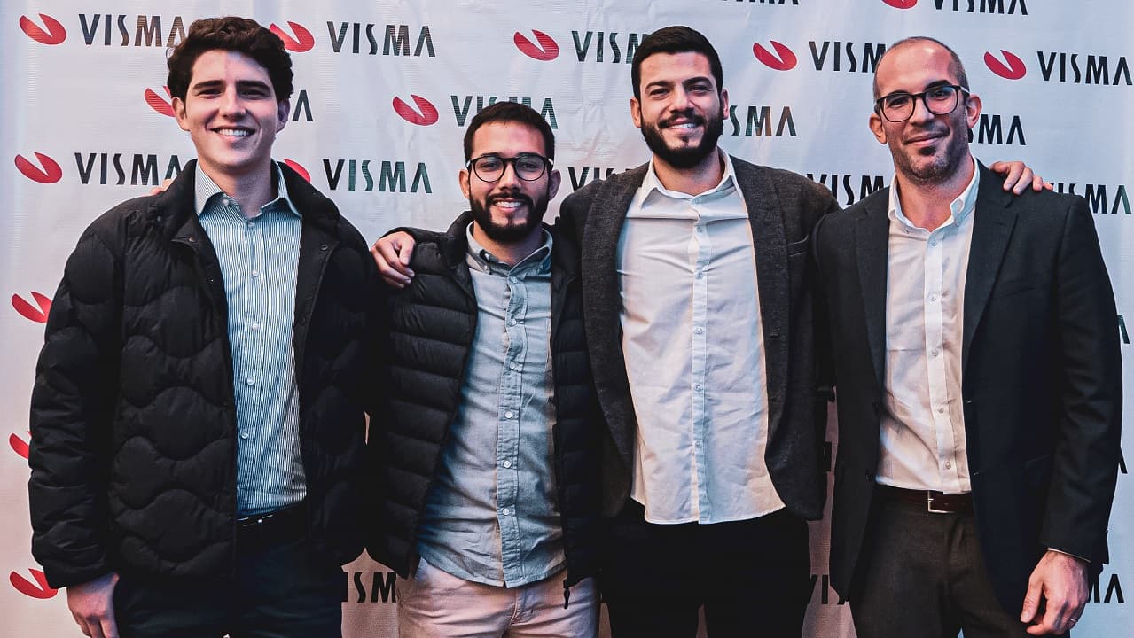 Firma noruega de recursos humanos Visma compa la startup peruana Mandü