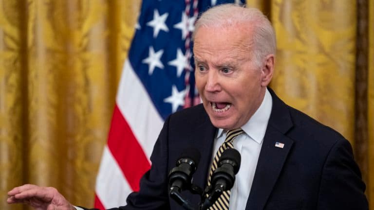 Biden anticipa ley si Corte Suprema de EE.UU. elimina el aborto