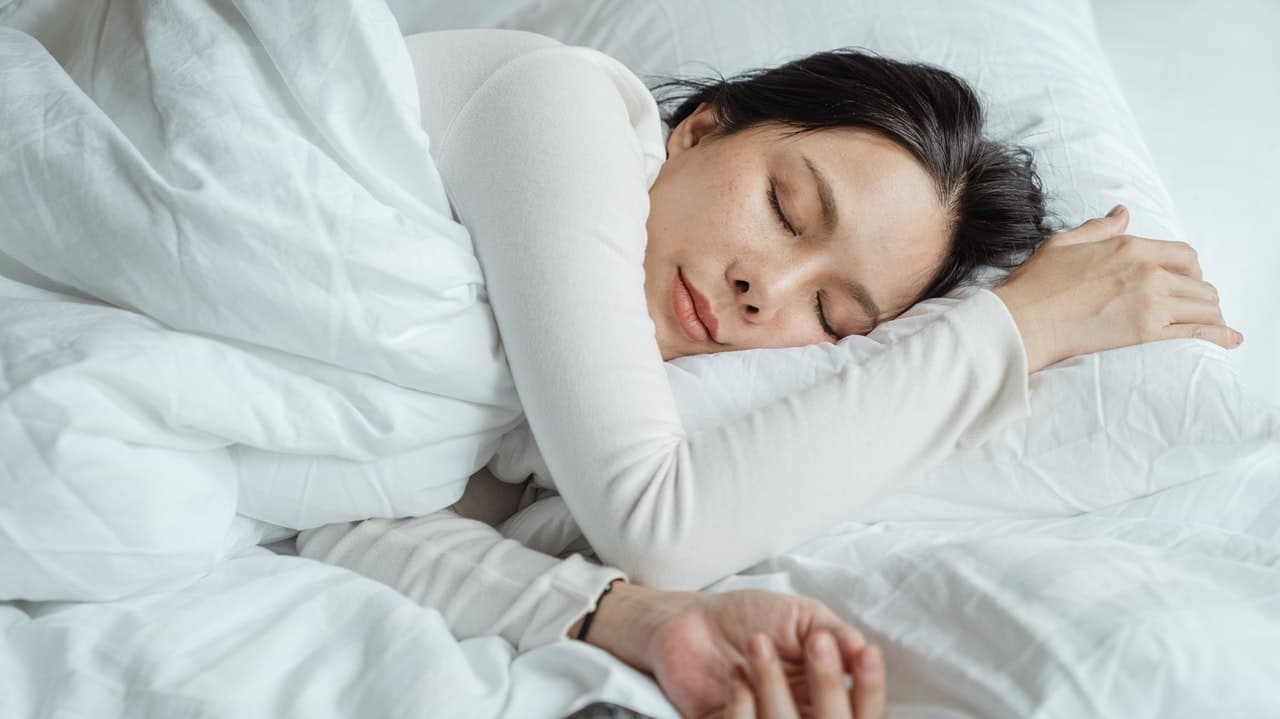 ¿Cree que lo mejor es dormir 8 horas? No se equivoque...