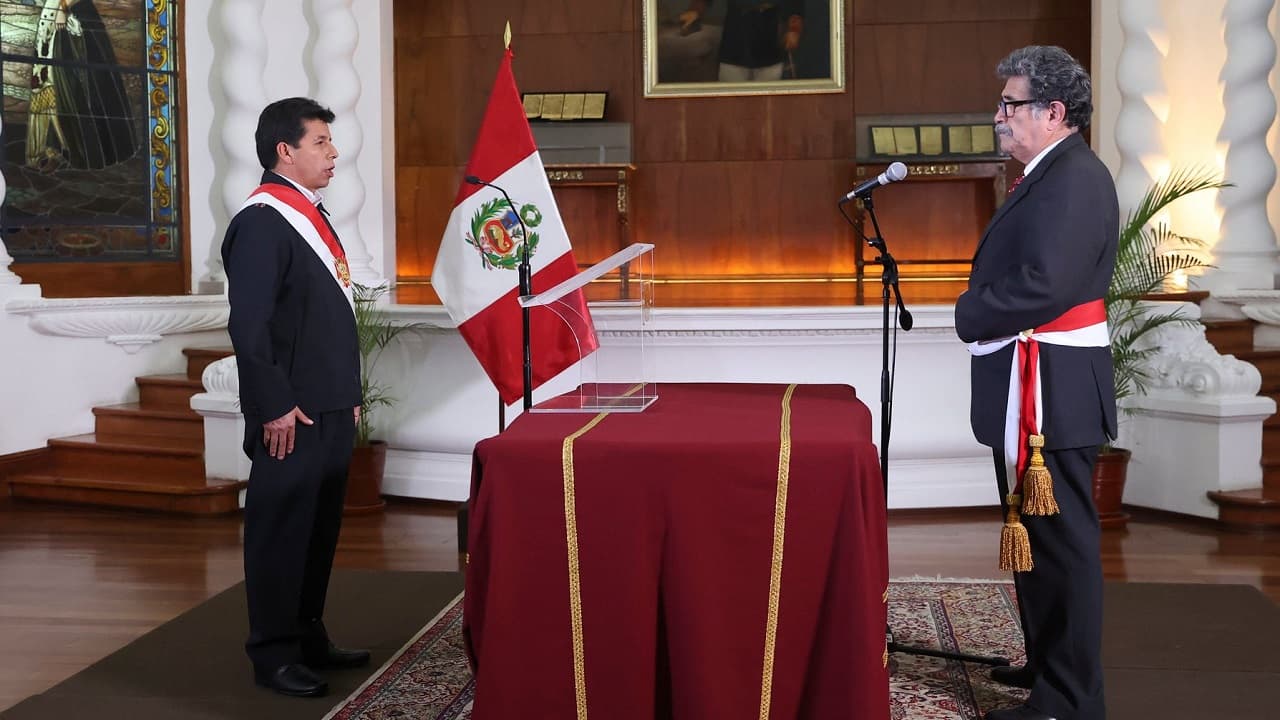 Presidente de Perú nombra quinto ministro de Agricultura en menos de un año