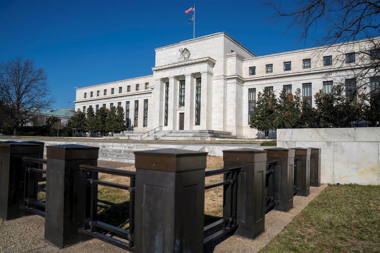 Bancos centrales más agresivos provocan sismo en los mercados mundiales