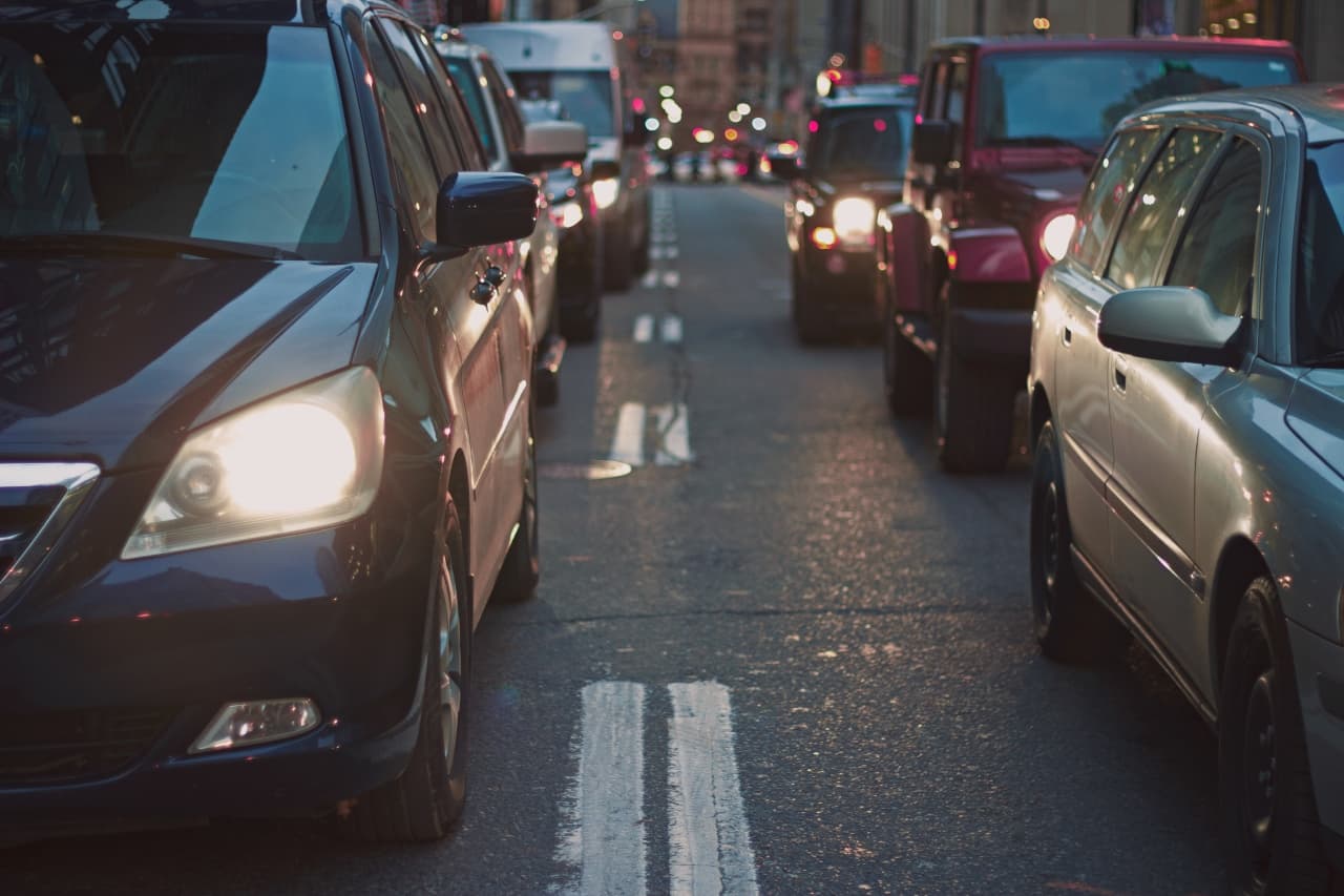 Europa: estos cinco países quieren retrasar la eliminación de coches de combustibles fósiles