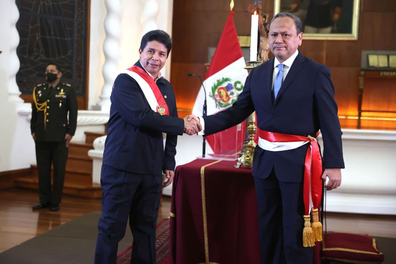 Pedro Castillo nombró a su sexto ministro del Interior en menos de un año de gobierno