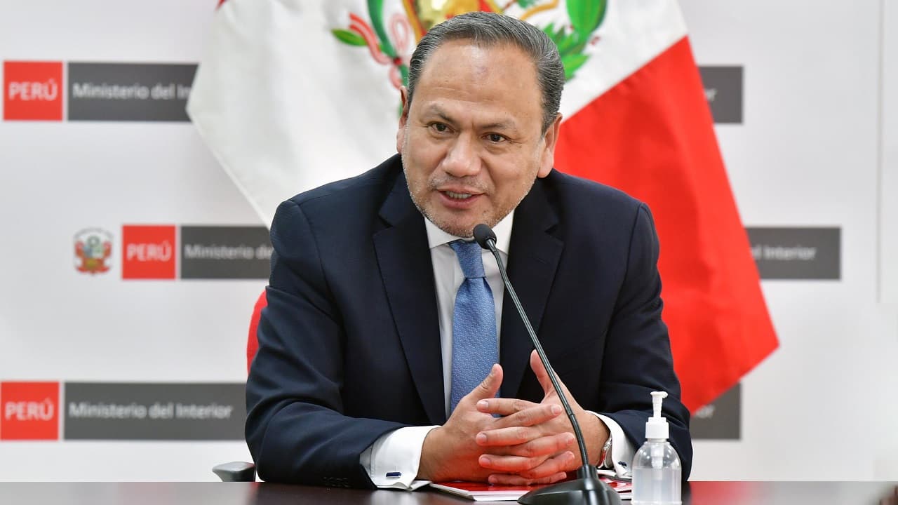 Exministro Mariano Gonzalez dice que presidente de Perú tiene un compromiso con la corrupción