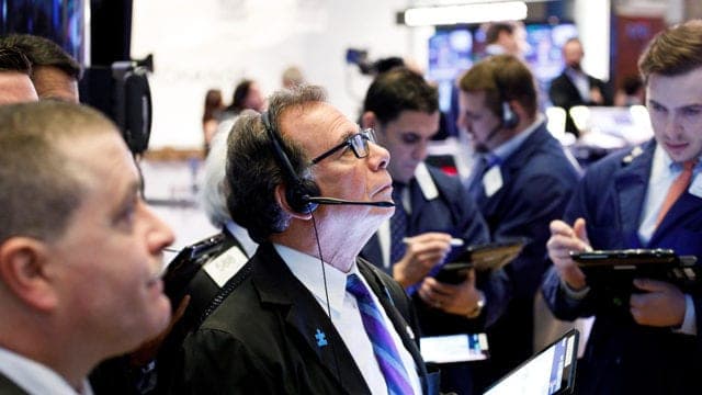 Wall Street cierra con pocos cambios