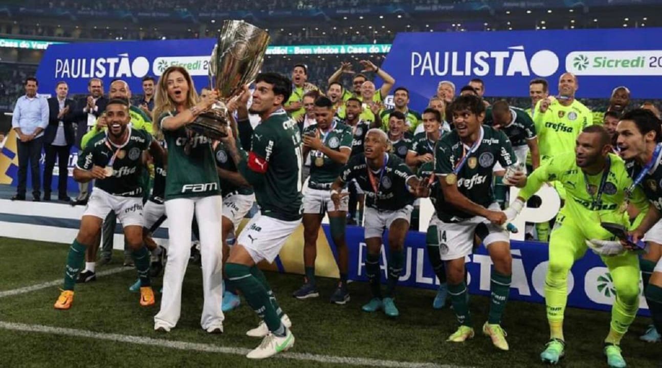 Quién es “la tía Leila”, la empresaria más poderosa y millonaria del fútbol latinoamericano