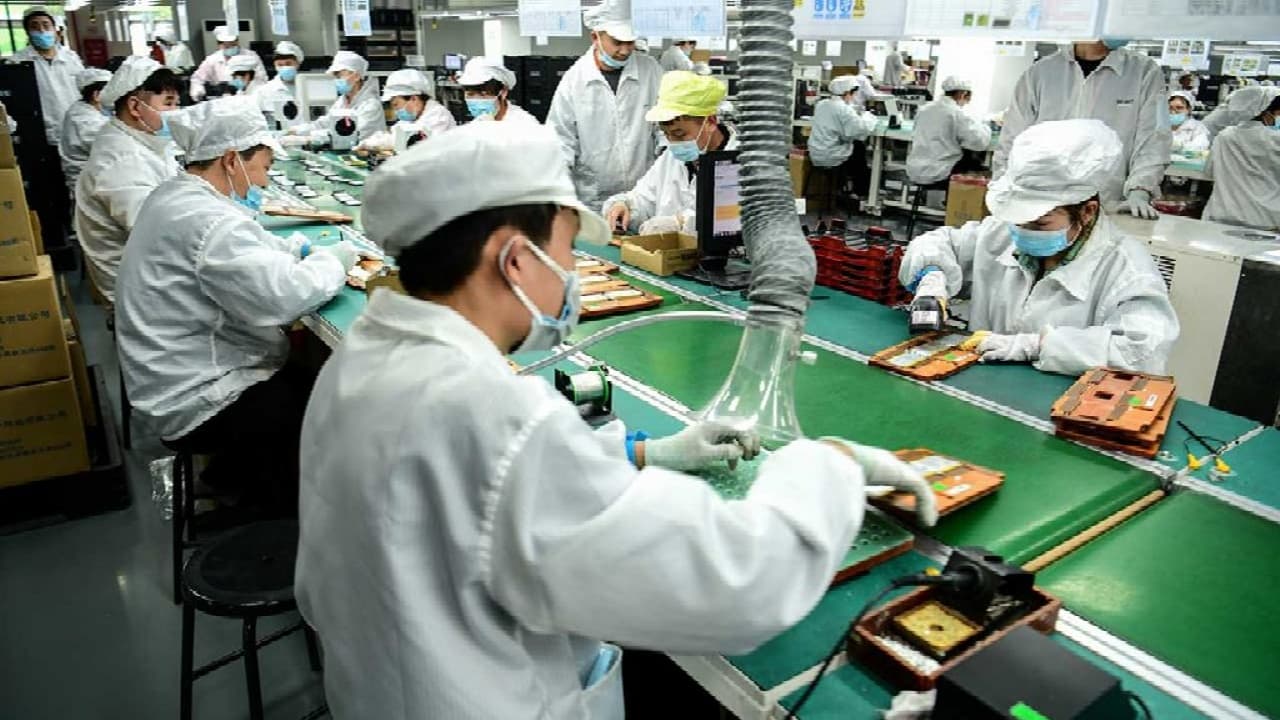 Producción industrial aumentó un 3.8% interanual en julio, pero no complace a los analistas