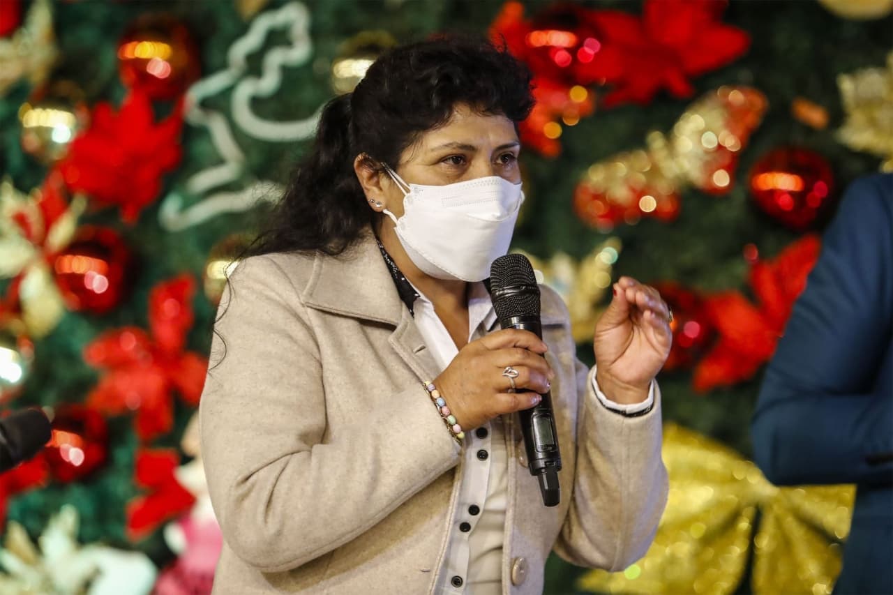 Justicia decidirá en septiembre si impide salir de Perú a esposa de Castillo