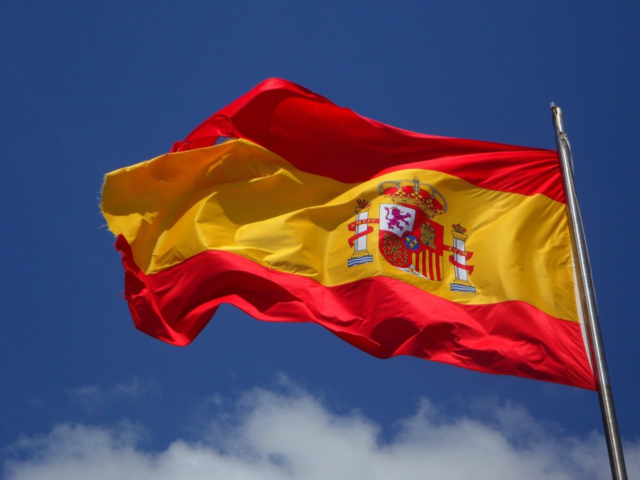 España: entra en vigor la nueva normativa para la contratación de extranjeros