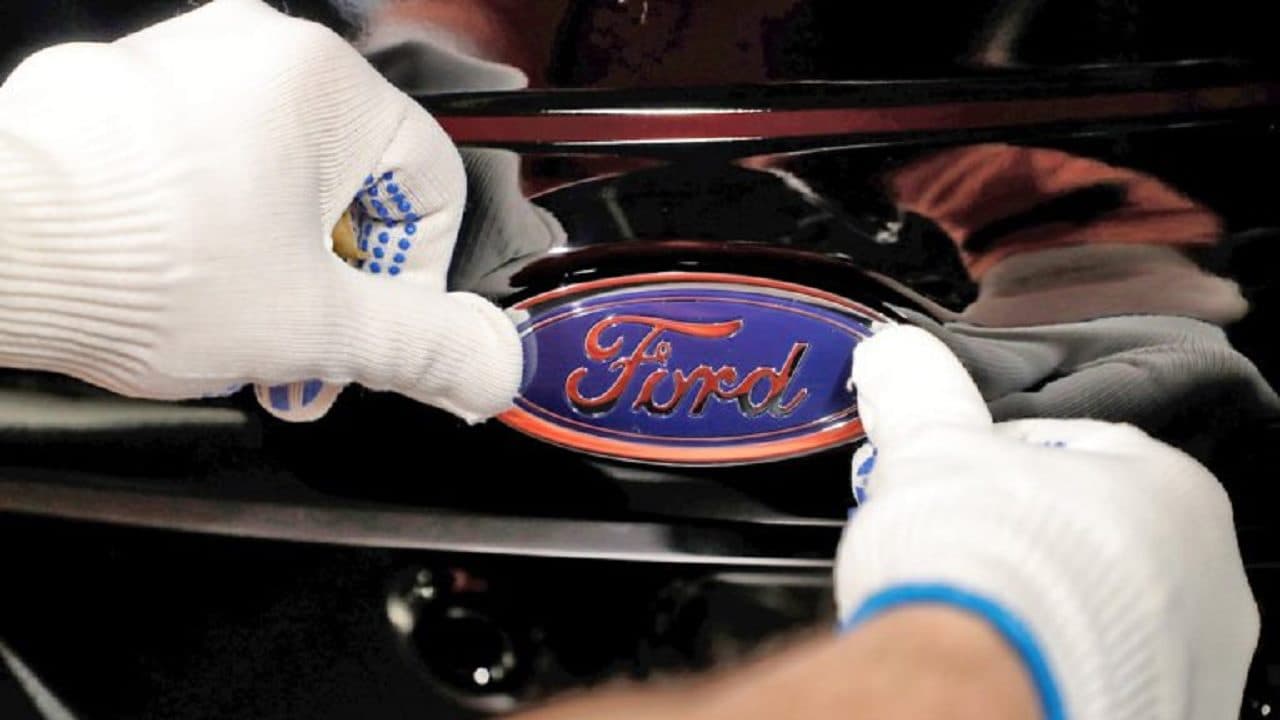 Ford sigue los pasos de Apple para financiar el desarrollo de sus vehículos eléctricos