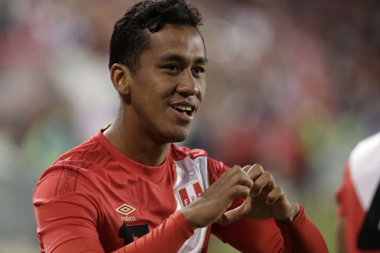 Renato Tapia: “Quedarse fuera del Mundial fue un golpe muy duro”