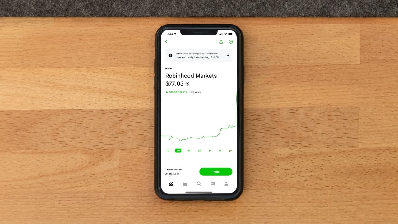 Robinhood, la app para comprar en bolsa, despedirá al 23% de sus empleados
